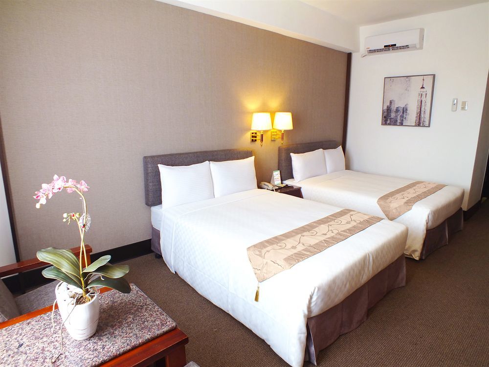 Pleasant Hotels International Taoyuan Exterior photo